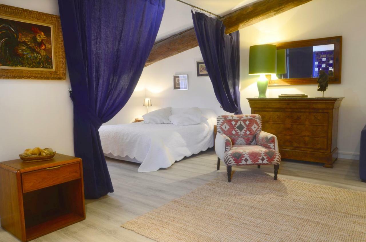 La Tour Bouigas Apartamento LʼIsle-sur-la-Sorgue Exterior foto