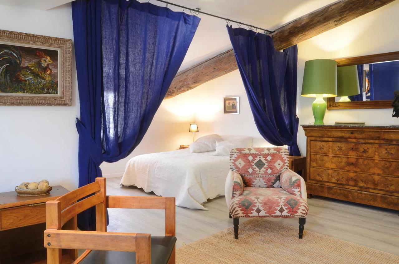 La Tour Bouigas Apartamento LʼIsle-sur-la-Sorgue Exterior foto
